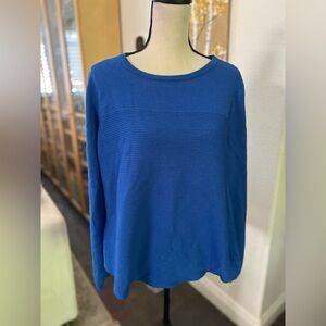 Croft & Barrow Royal blue sweater